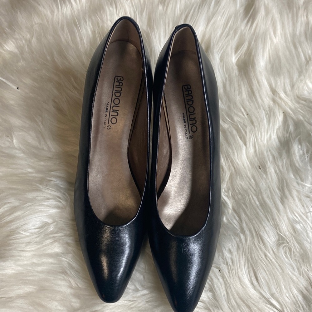 Bandolino size 8N black heels